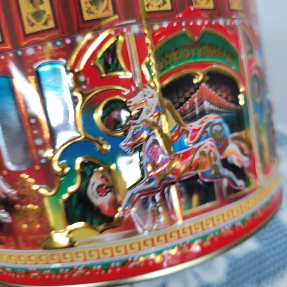 Churchill's of London English‎ Toffee Made in England Collectible Tin QUIRKY